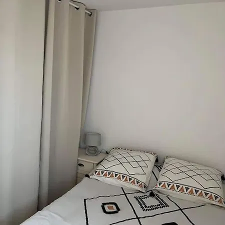 아파트 Avec Vue Sur La 플뢰리